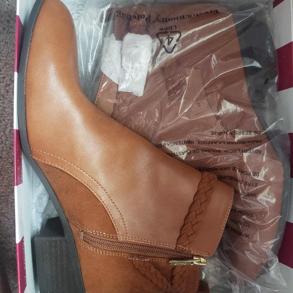 Circus by Sam Edelman Pippa Boot Women's 9.5